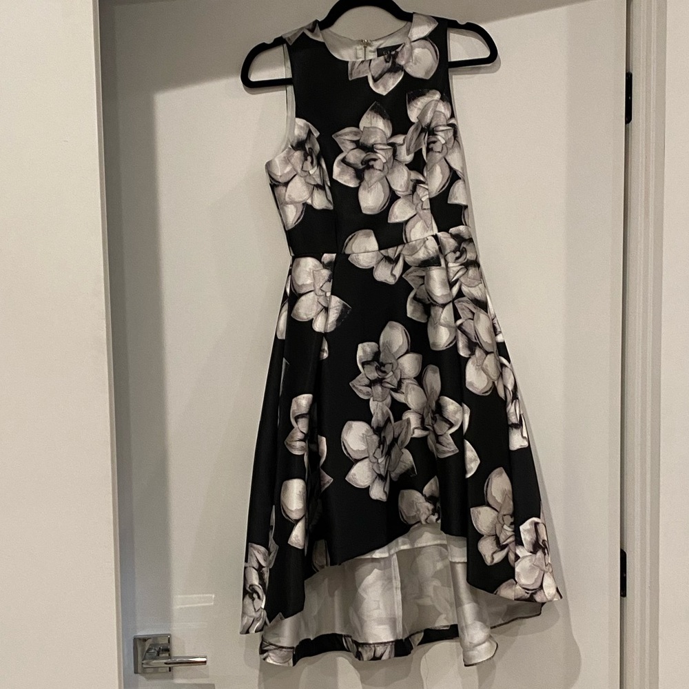 Gracia Black Flowered Dress Brand New